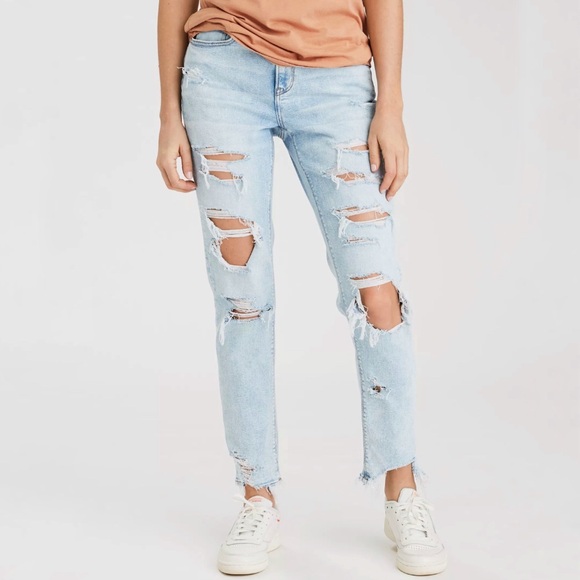 American eagle AE stretch mom jeans light wash blue ripped distressed size 4R - Picture 1 of 13